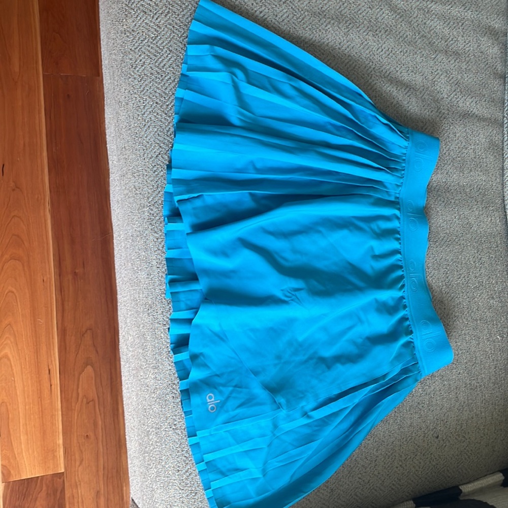 Alo pleated skirt. Size medium. Never worn